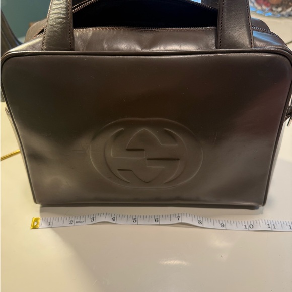 🤎 Vintage Gucci Brown Leather Boston Bag - Oversized Embossed GG Logo - Picture 11 of 12